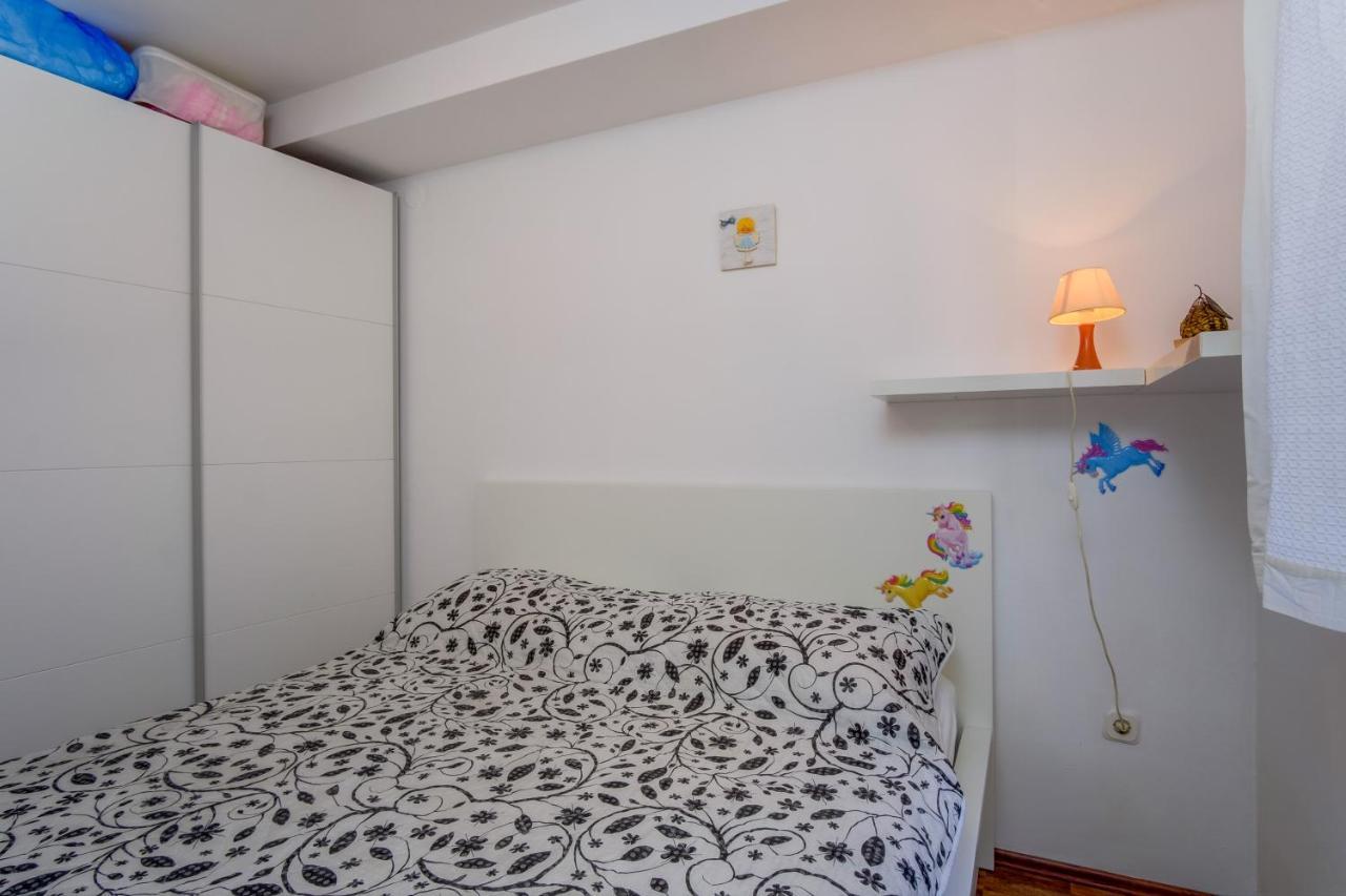 Apartman Natasa Mali Lošinj Esterno foto