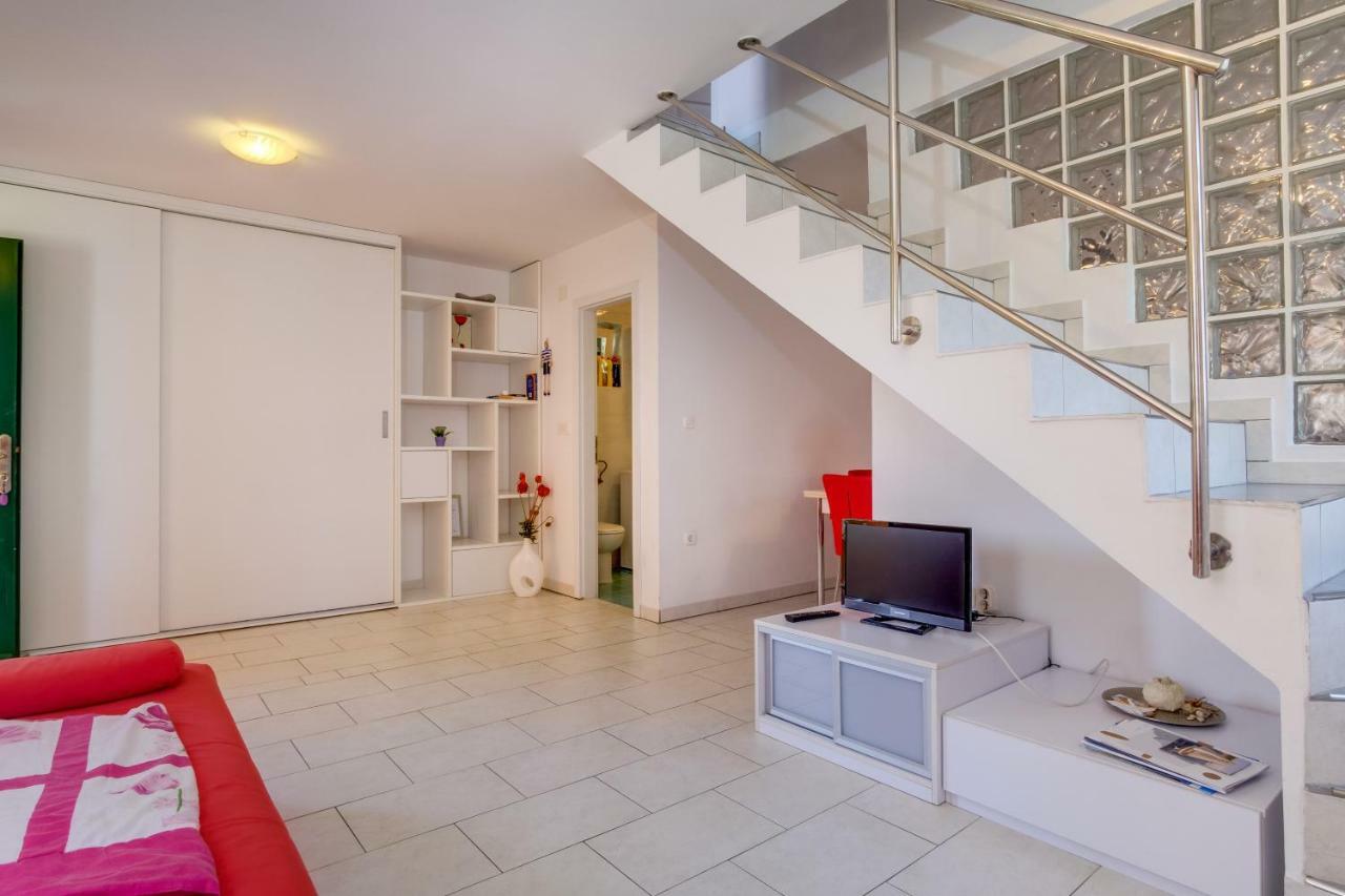Apartman Natasa Mali Lošinj Esterno foto